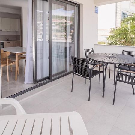 Blue Marina Apartments Exterior foto